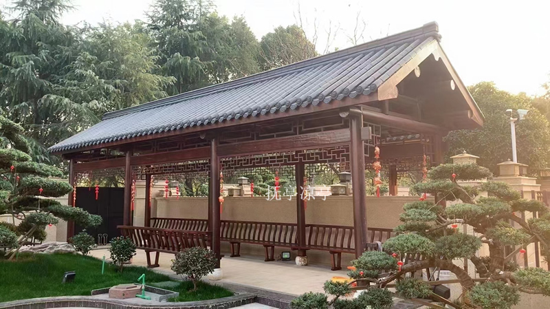 菠蘿格防腐木長廊