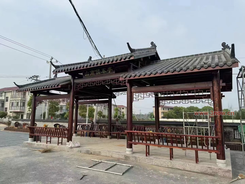 防腐木長(zhǎng)廊